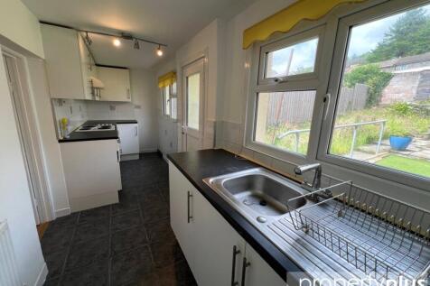 High Street, Treorchy, Rhondda Cynon... 2 bed terraced house for sale