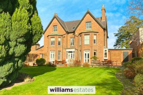 6 bedroom detached house for sale