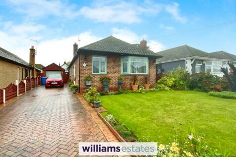3 bedroom detached bungalow for sale