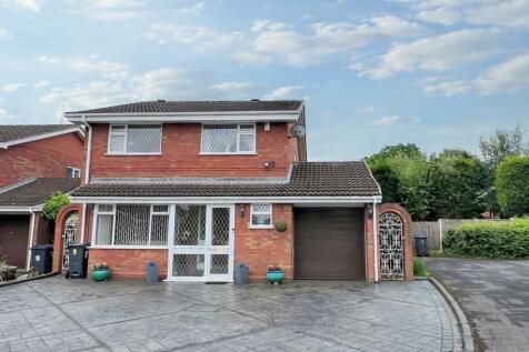 Marlborough Close, Four Oaks, Sutton... 4 bed detached house for sale