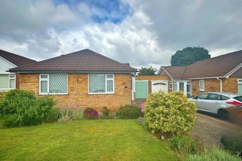 Briar Avenue, Streetly, Sutton Coldfield 2 bed detached bungalow for sale