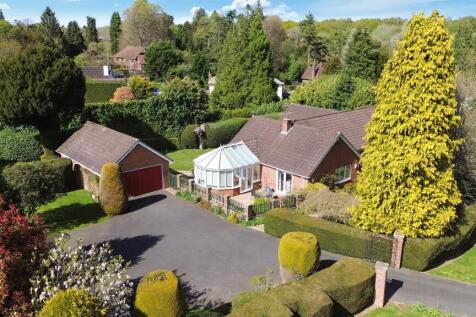 4 bedroom detached bungalow for sale