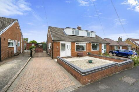 3 bedroom semi-detached bungalow for sale