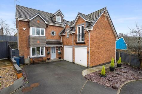 Farrier Way, Wigan WN6 5 bed detached house for sale