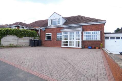 Fairview Avenue, Great Barr, Birmingham 4 bed semi