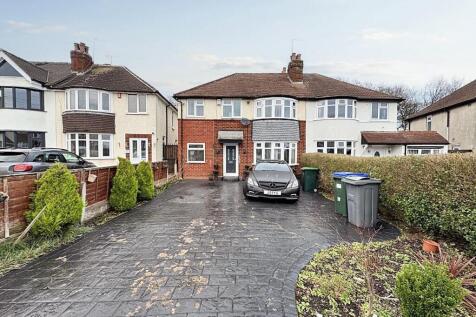 4 bedroom semi-detached house for sale