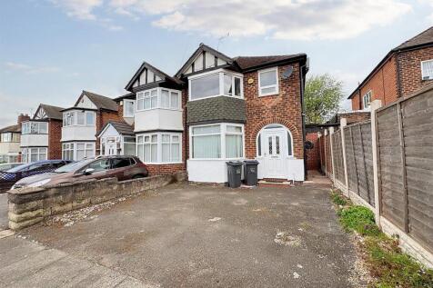 Elmbridge Road, Great Barr, Birmingham 3 bed semi