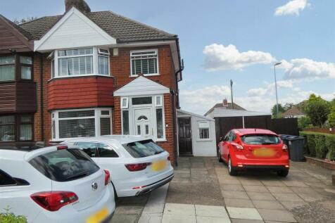 Kingsbury Road, Erdington, Birmingham 3 bed semi