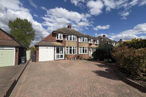 Denholm Road, Sutton Coldfield 3 bed semi