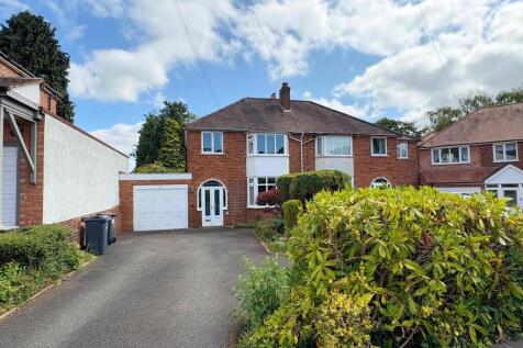 3 bedroom semi-detached house for sale