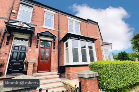 4 bedroom terraced house for sale