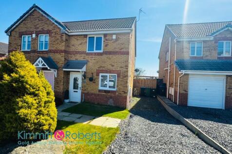 2 bedroom semi-detached house for sale