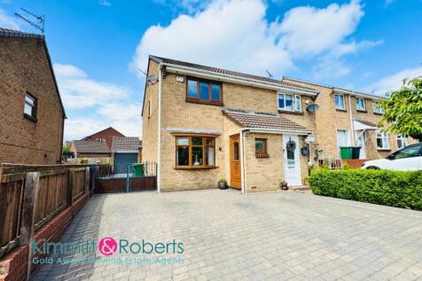 Escallond Drive, County Durham, SR7 2 bed semi