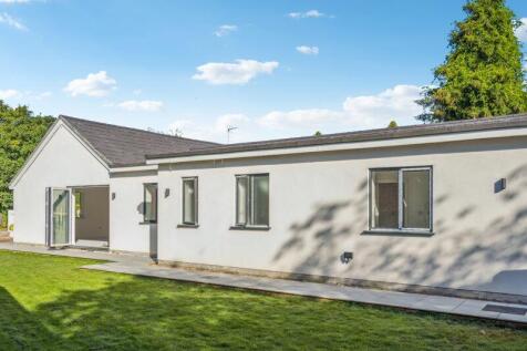 5 bedroom detached bungalow for sale