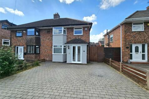 Fender Way, Pensby, Wirral, CH61 3 bed semi