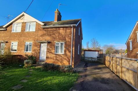 2 bedroom semi-detached house for sale