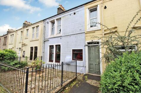 1 bedroom ground floor flat for sale