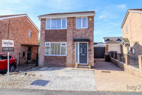 Arms Park Drive, Halfway, Sheffield, S20 3 bed detached house for sale