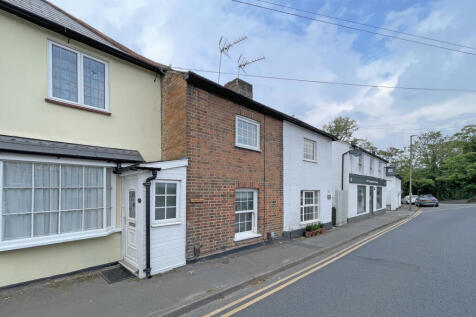 Kingston Road, Ewell, Surrey, KT17 2 bed cottage for sale