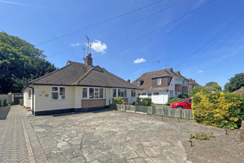 Portway Crescent,  Ewell Village, KT17 3 bed bungalow for sale