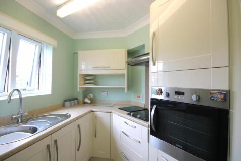 Belfry Drive, Stourbridge DY8 1 bed flat for sale