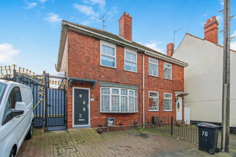 Pedmore Road, Stourbridge DY9 2 bed semi