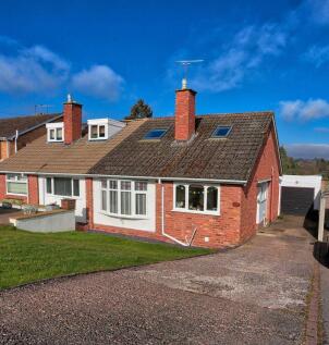 Church View Gardens, Stourbridge DY7 3 bed semi