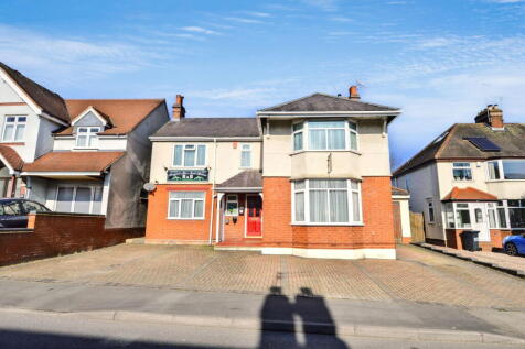 Bridgnorth Road, Stourbridge DY8 5 bed detached house for sale