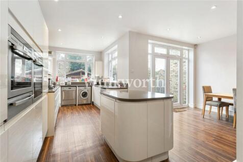 Woodberry Avenue, London, N21 4 bed terraced house for sale