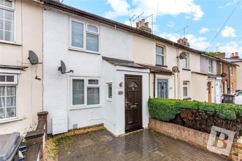 Baddow Road, Great Baddow, Essex, CM2 2 bed terraced house for sale