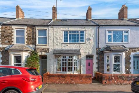 4 bedroom terraced house for sale