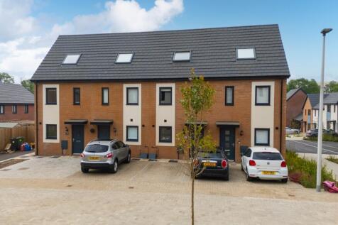 3 bedroom terraced house for sale