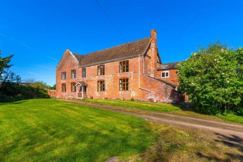 6 bedroom farm house for sale