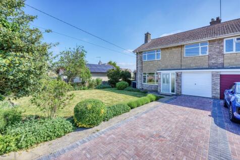 Fotheringhay Road, Nassington... 3 bed semi