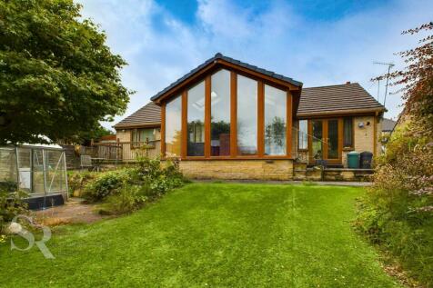 3 bedroom detached bungalow for sale