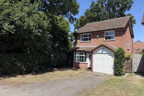 Bader Avenue, Churchdown, Gloucester 3 bed detached house for sale