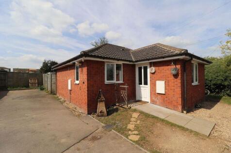 Hesters Way Road, Cheltenham 2 bed bungalow for sale