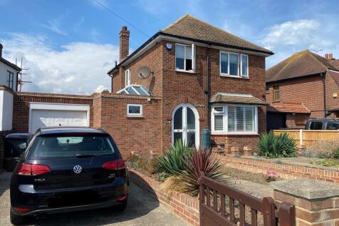 Dumpton Park Drive, Ramsgate 3 bed detached house for sale