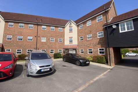 Whites Way, Hedge End, SO30 2JY 2 bed apartment for sale