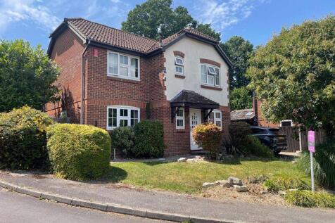Firs Drive, Hedge End, SO30 4 bed detached house for sale