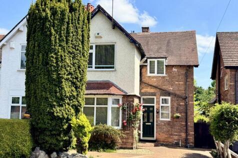 Eachelhurst Road, Sutton Coldfield... 2 bed semi