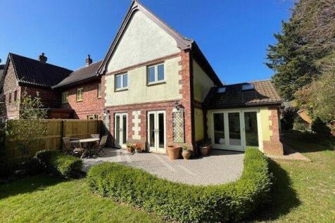 Kingston Court, Kingston St. Mary... 4 bed terraced house for sale