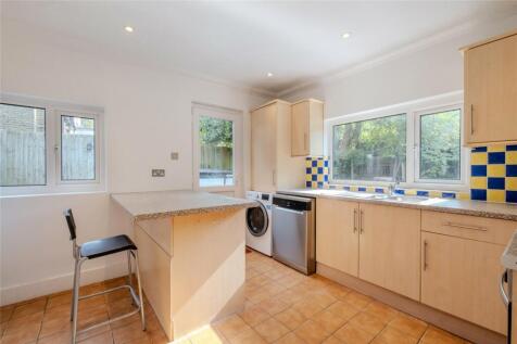 Braxted Park, London SW16 1 bed apartment for sale