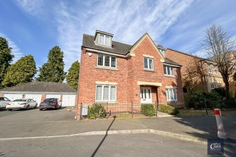 5 bedroom detached house for sale