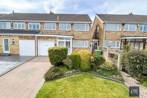 3 bedroom semi-detached house for sale
