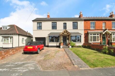 Birmingham Road, Aldridge, WS9 0AQ 4 bed semi
