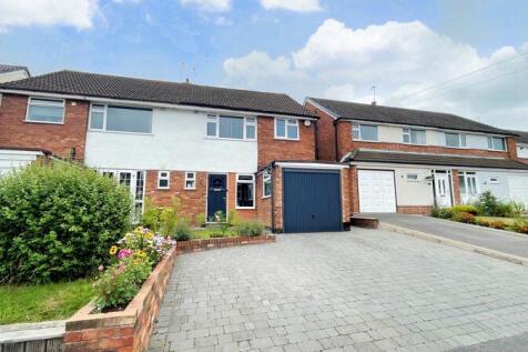 Marshall Close, Aldridge, WS9 0HQ 3 bed semi