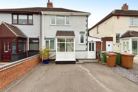 Norbury Avenue, Walsall, WS3 4NE 3 bed semi