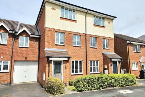 Wedmore Road, Boldmere, Sutton... 4 bed townhouse for sale