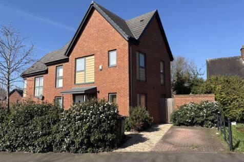 Wilmot Drive, Erdington, Birmingham... 3 bed semi